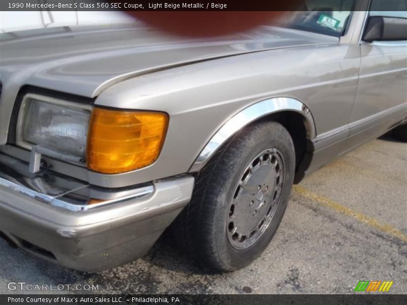 Light Beige Metallic / Beige 1990 Mercedes-Benz S Class 560 SEC Coupe