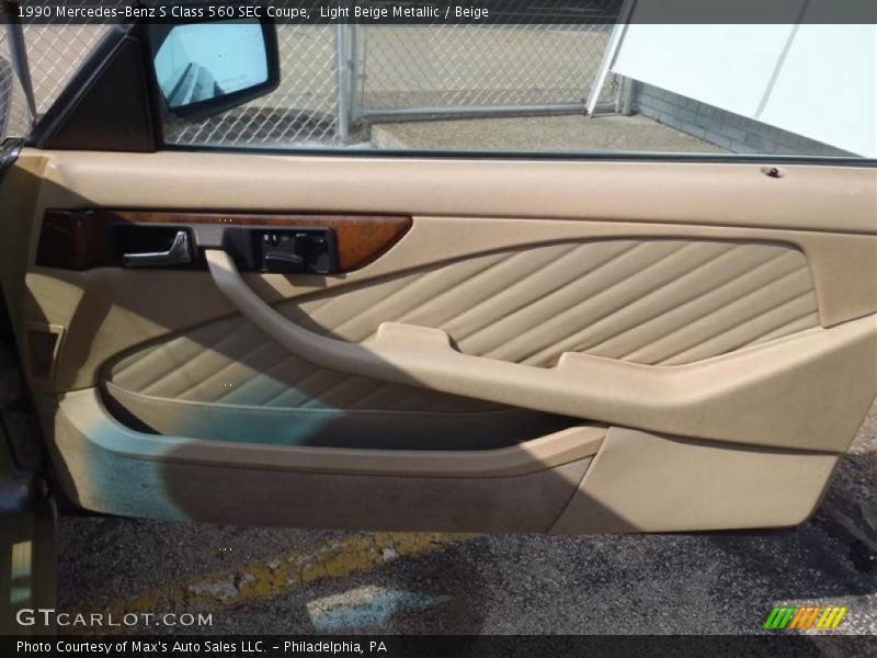 Light Beige Metallic / Beige 1990 Mercedes-Benz S Class 560 SEC Coupe