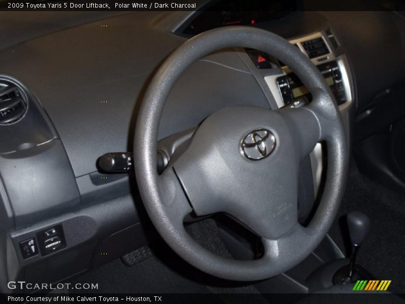 Polar White / Dark Charcoal 2009 Toyota Yaris 5 Door Liftback