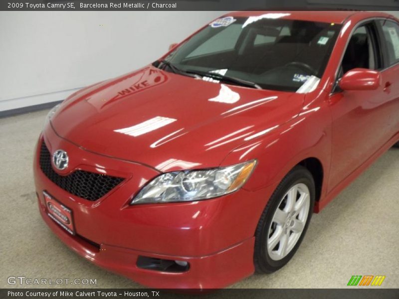 Barcelona Red Metallic / Charcoal 2009 Toyota Camry SE