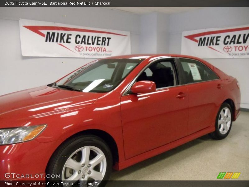 Barcelona Red Metallic / Charcoal 2009 Toyota Camry SE