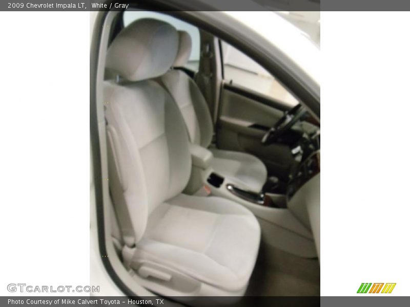 White / Gray 2009 Chevrolet Impala LT