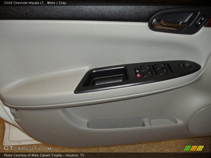 White / Gray 2009 Chevrolet Impala LT