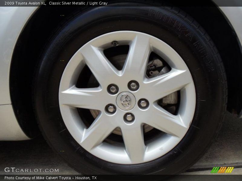Classic Silver Metallic / Light Gray 2009 Toyota Avalon XL