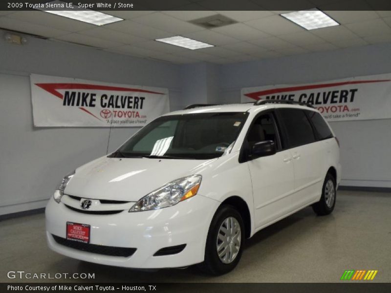 Super White / Stone 2009 Toyota Sienna LE