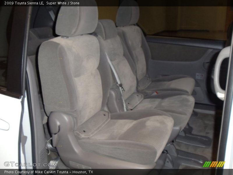 Super White / Stone 2009 Toyota Sienna LE