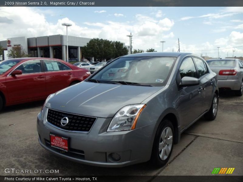 Magnetic Gray / Charcoal 2009 Nissan Sentra 2.0