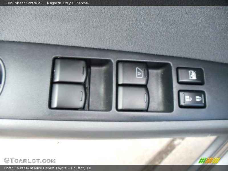 Magnetic Gray / Charcoal 2009 Nissan Sentra 2.0