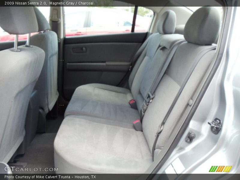 Magnetic Gray / Charcoal 2009 Nissan Sentra 2.0