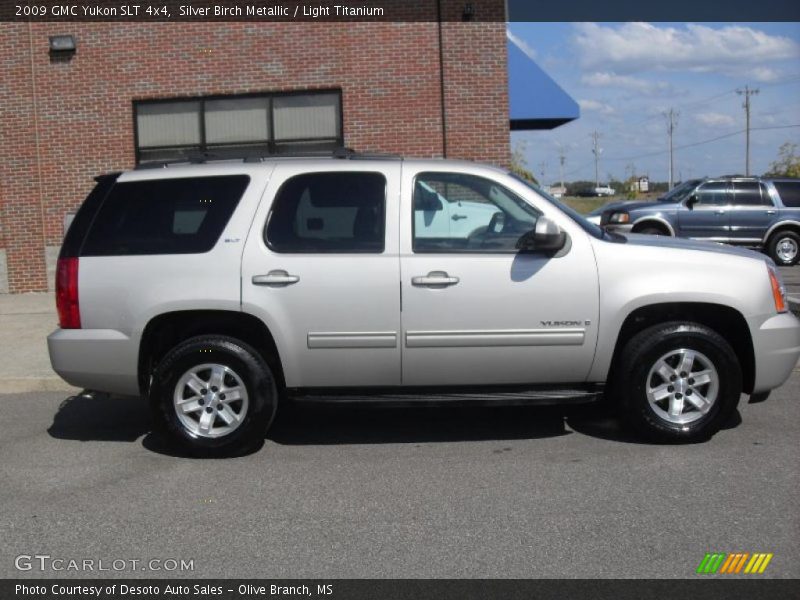 Silver Birch Metallic / Light Titanium 2009 GMC Yukon SLT 4x4