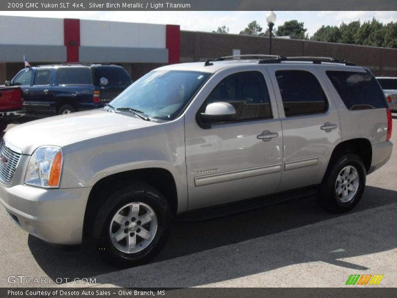 Silver Birch Metallic / Light Titanium 2009 GMC Yukon SLT 4x4