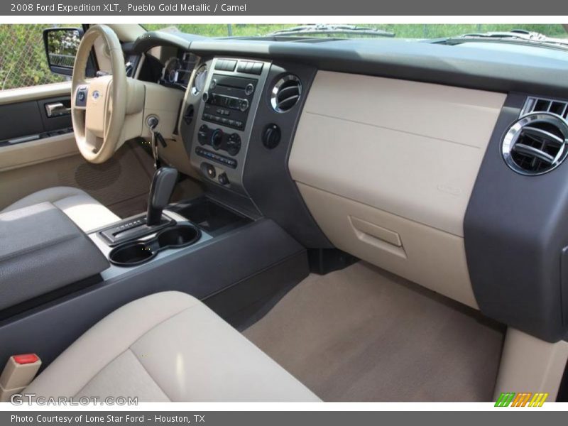 Pueblo Gold Metallic / Camel 2008 Ford Expedition XLT
