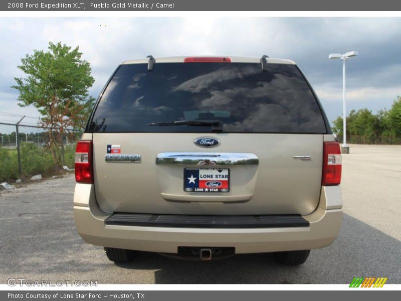 Pueblo Gold Metallic / Camel 2008 Ford Expedition XLT
