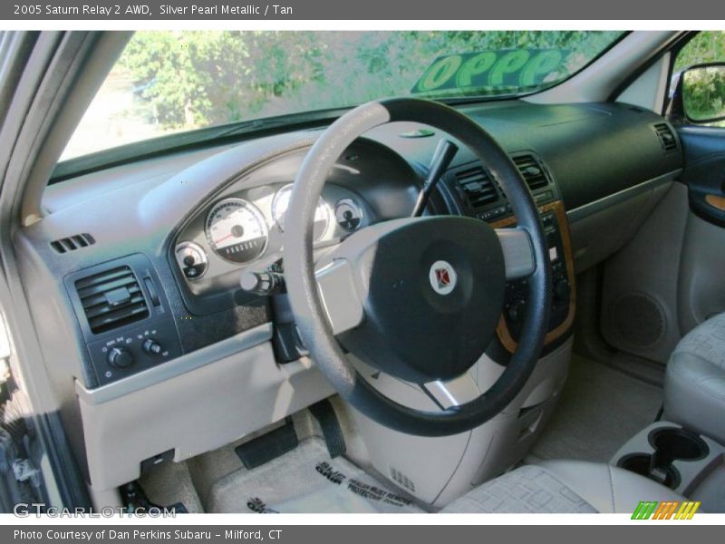 Silver Pearl Metallic / Tan 2005 Saturn Relay 2 AWD