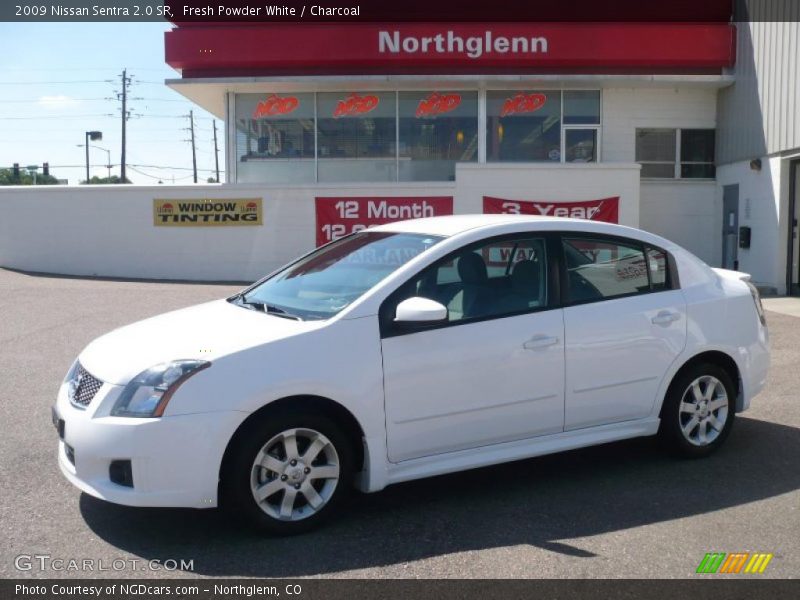 Fresh Powder White / Charcoal 2009 Nissan Sentra 2.0 SR