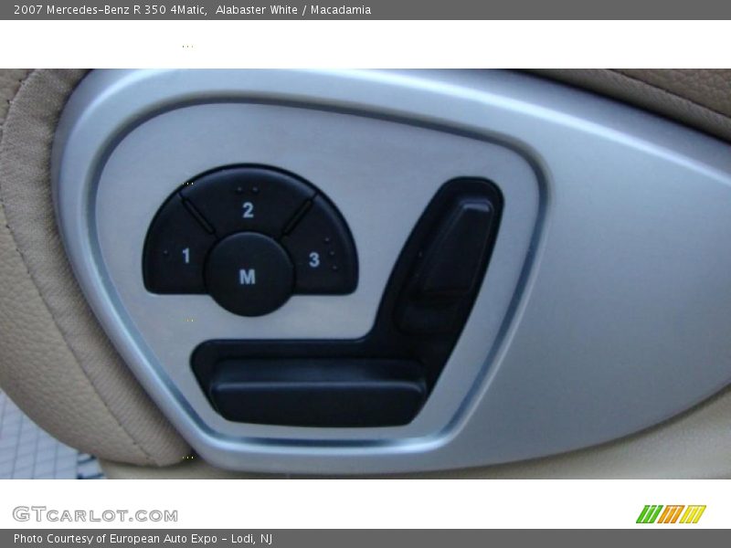 Alabaster White / Macadamia 2007 Mercedes-Benz R 350 4Matic