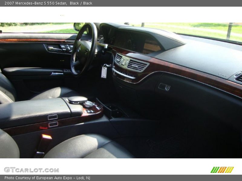 Black / Black 2007 Mercedes-Benz S 550 Sedan