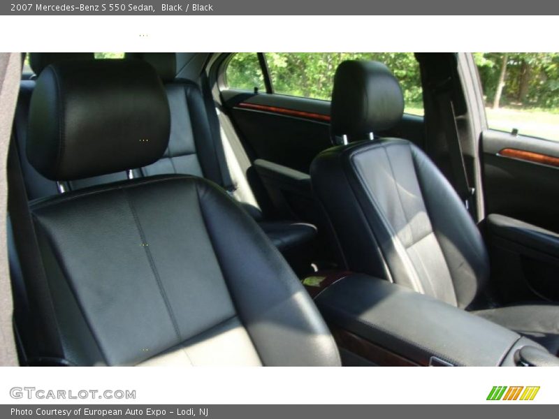 Black / Black 2007 Mercedes-Benz S 550 Sedan