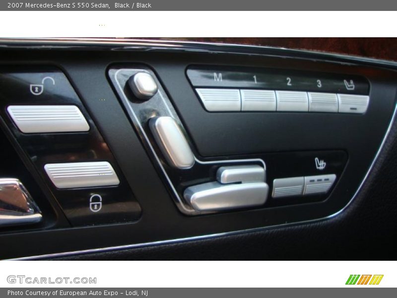 Black / Black 2007 Mercedes-Benz S 550 Sedan