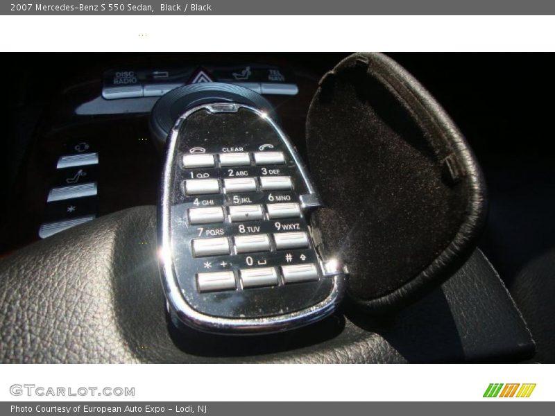 Black / Black 2007 Mercedes-Benz S 550 Sedan