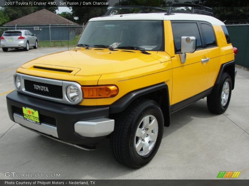 Sun Fusion / Dark Charcoal 2007 Toyota FJ Cruiser 4WD