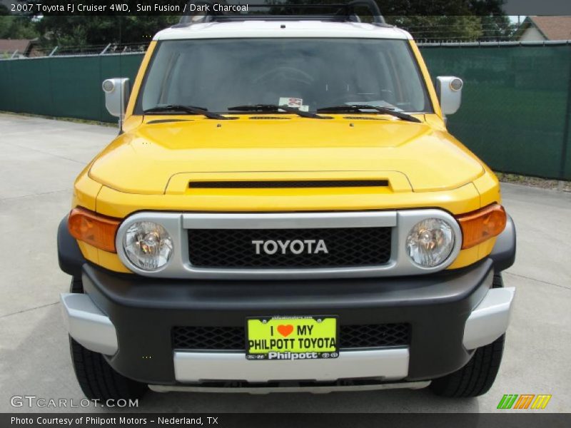 Sun Fusion / Dark Charcoal 2007 Toyota FJ Cruiser 4WD