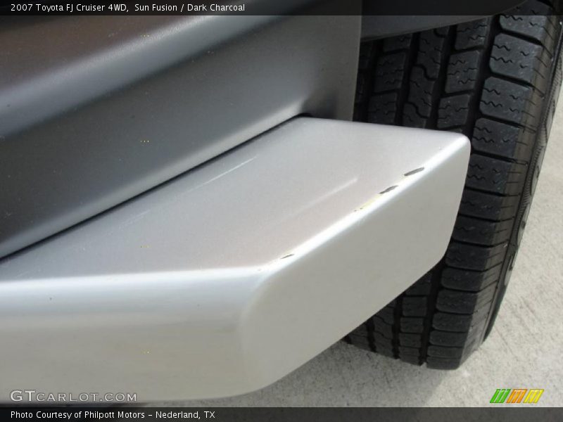 Sun Fusion / Dark Charcoal 2007 Toyota FJ Cruiser 4WD