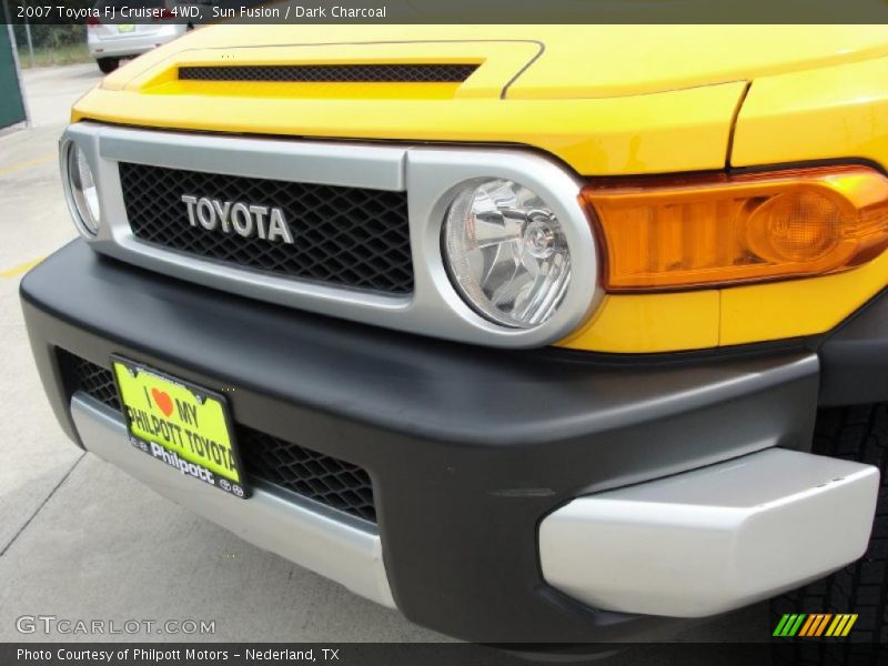 Sun Fusion / Dark Charcoal 2007 Toyota FJ Cruiser 4WD