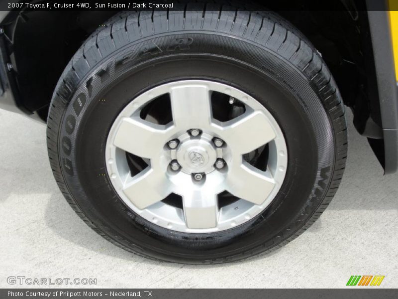 Sun Fusion / Dark Charcoal 2007 Toyota FJ Cruiser 4WD