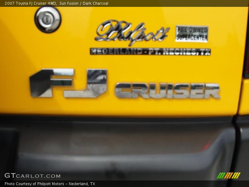 Sun Fusion / Dark Charcoal 2007 Toyota FJ Cruiser 4WD