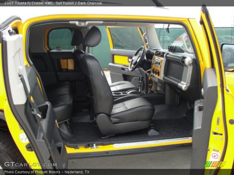 Sun Fusion / Dark Charcoal 2007 Toyota FJ Cruiser 4WD