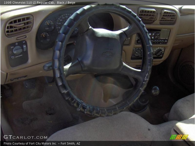 Black / Beige 1998 Chevrolet S10 LS Regular Cab