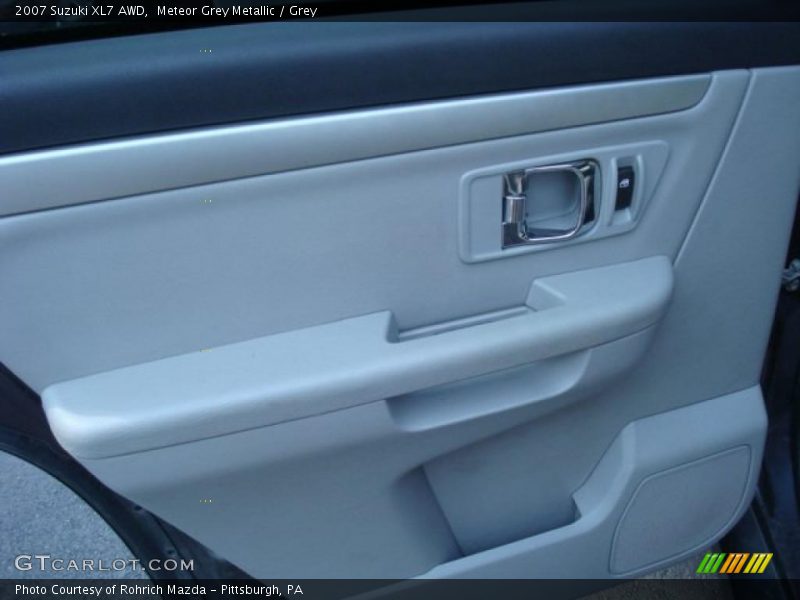 Meteor Grey Metallic / Grey 2007 Suzuki XL7 AWD
