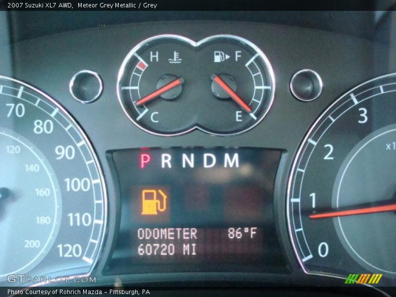 Meteor Grey Metallic / Grey 2007 Suzuki XL7 AWD