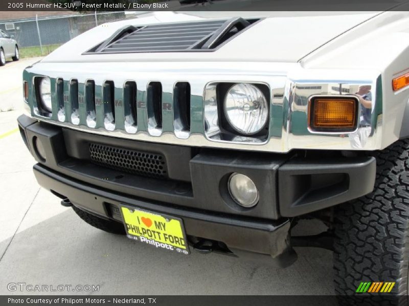 Pewter Metallic / Ebony Black 2005 Hummer H2 SUV