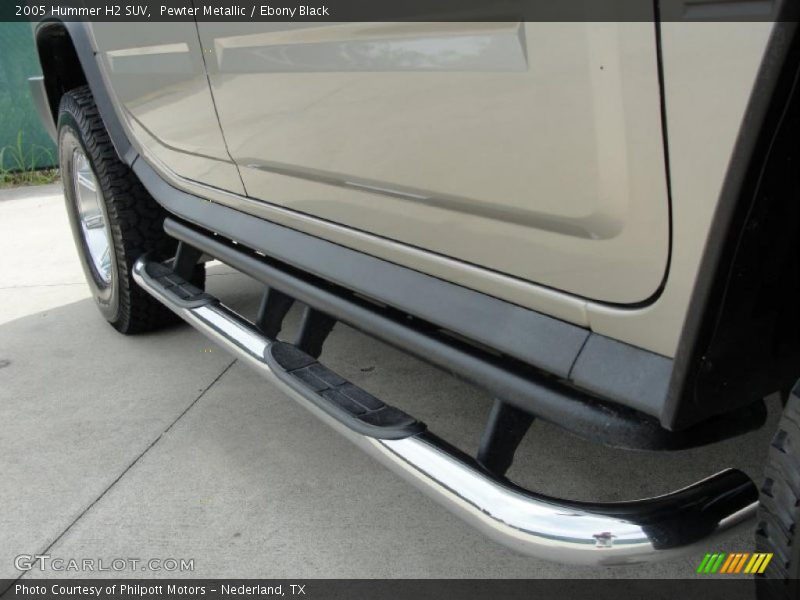 Pewter Metallic / Ebony Black 2005 Hummer H2 SUV