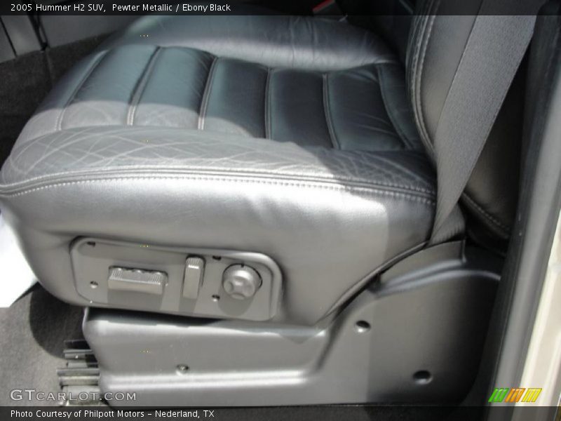 Pewter Metallic / Ebony Black 2005 Hummer H2 SUV