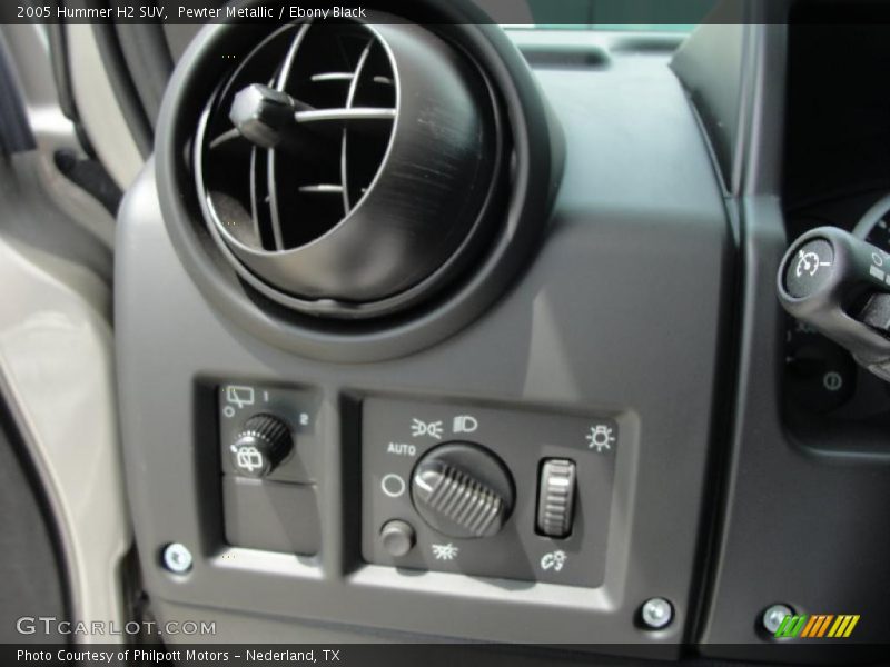 Pewter Metallic / Ebony Black 2005 Hummer H2 SUV