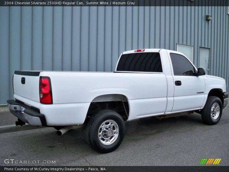 Summit White / Medium Gray 2004 Chevrolet Silverado 2500HD Regular Cab