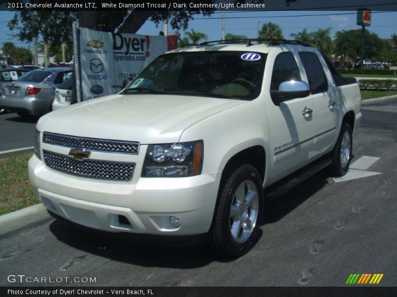 White Diamond Tricoat / Dark Cashmere/Light Cashmere 2011 Chevrolet Avalanche LTZ