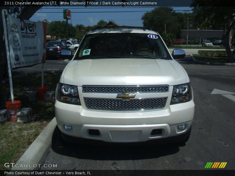 White Diamond Tricoat / Dark Cashmere/Light Cashmere 2011 Chevrolet Avalanche LTZ