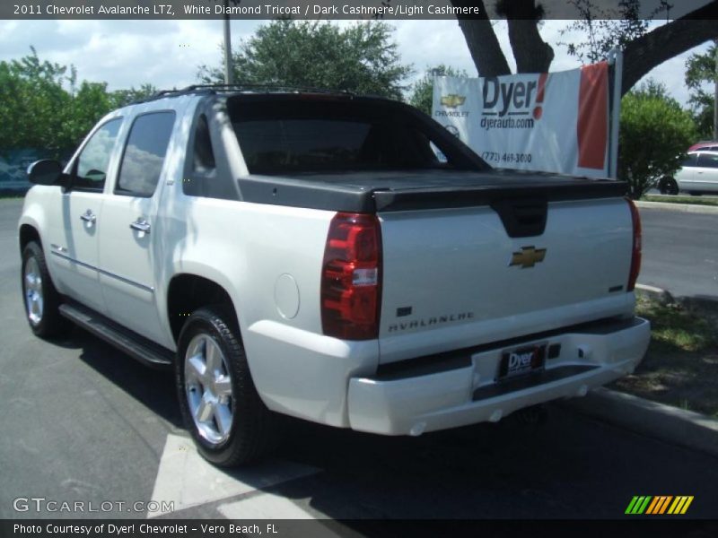 White Diamond Tricoat / Dark Cashmere/Light Cashmere 2011 Chevrolet Avalanche LTZ