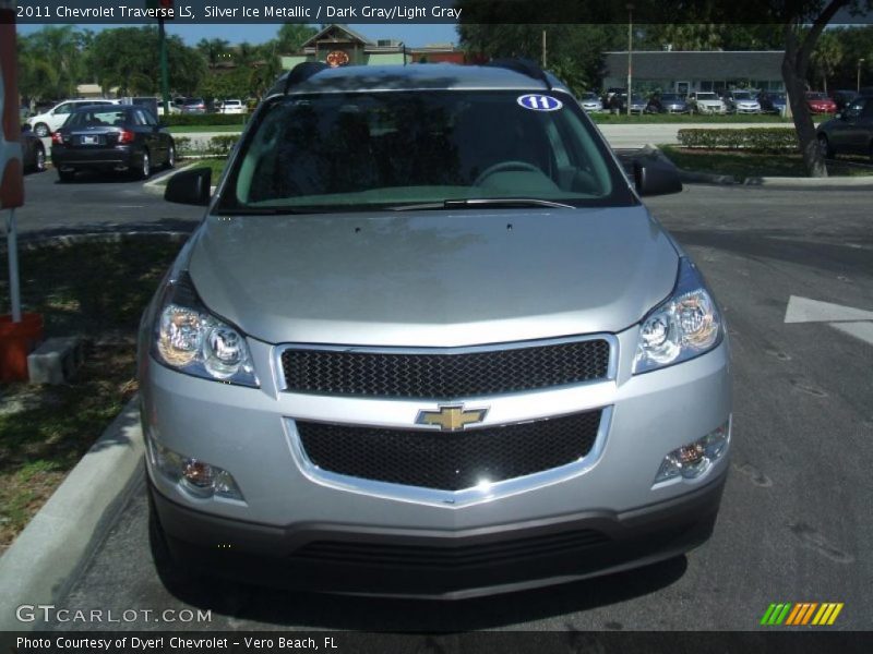 Silver Ice Metallic / Dark Gray/Light Gray 2011 Chevrolet Traverse LS