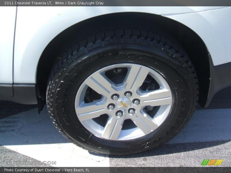 White / Dark Gray/Light Gray 2011 Chevrolet Traverse LT