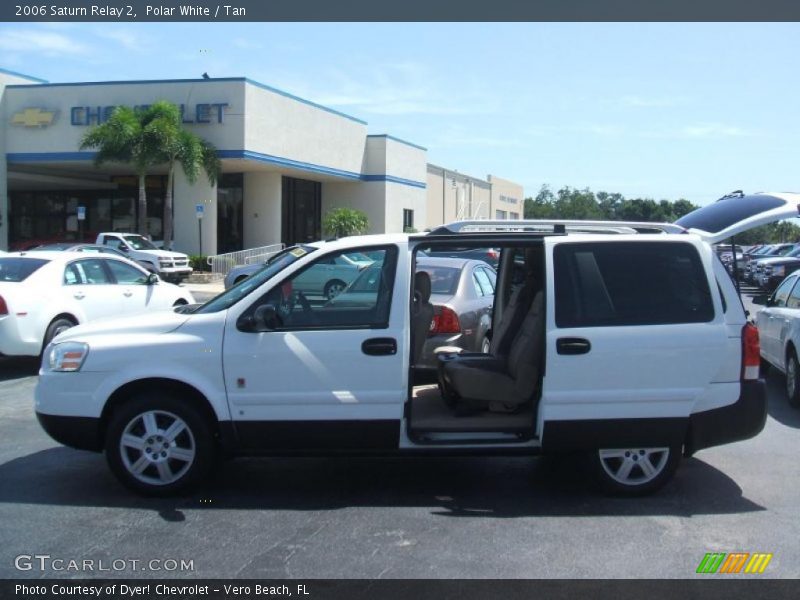 Polar White / Tan 2006 Saturn Relay 2