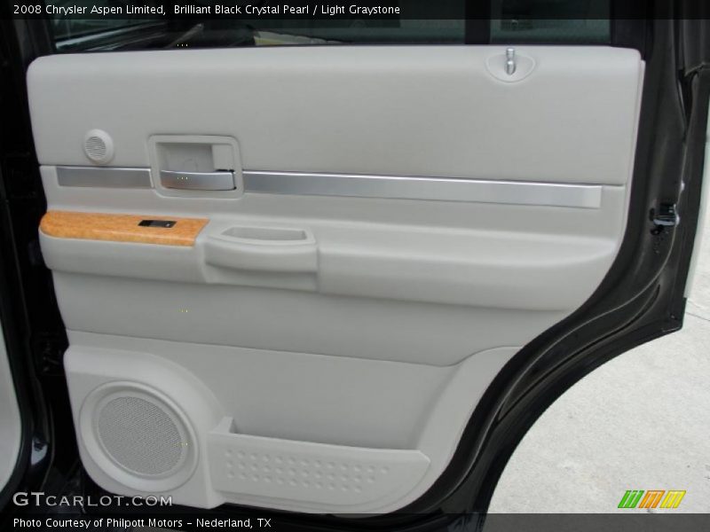 Brilliant Black Crystal Pearl / Light Graystone 2008 Chrysler Aspen Limited