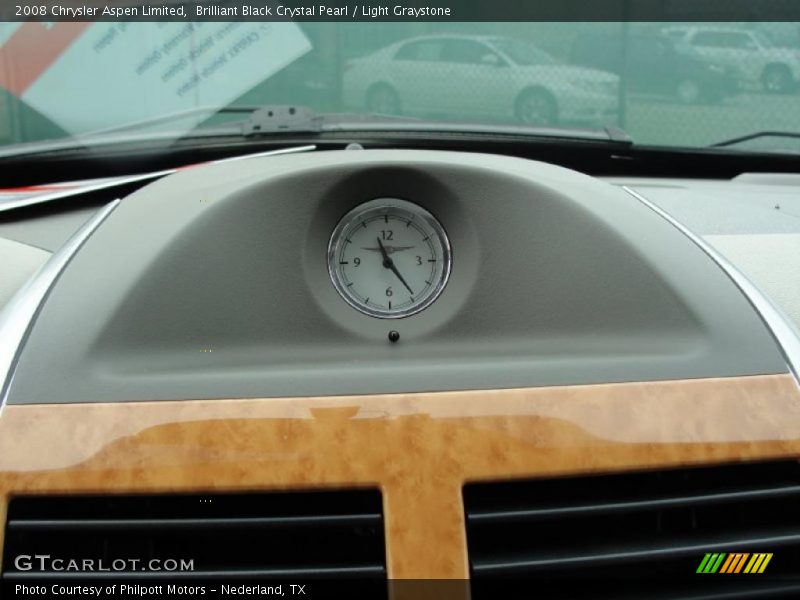 Brilliant Black Crystal Pearl / Light Graystone 2008 Chrysler Aspen Limited