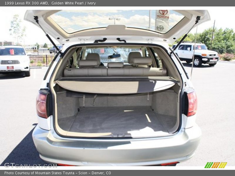 Golden White Pearl / Ivory 1999 Lexus RX 300 AWD