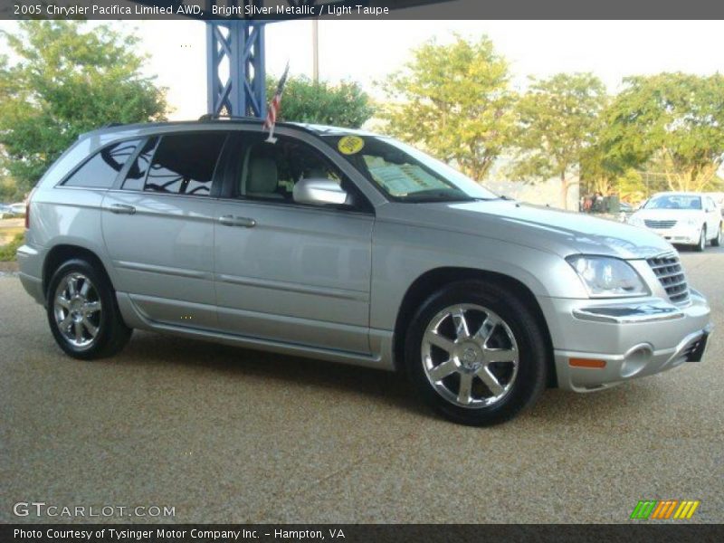 Bright Silver Metallic / Light Taupe 2005 Chrysler Pacifica Limited AWD
