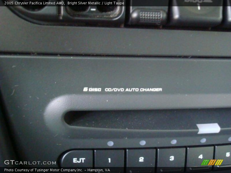 Bright Silver Metallic / Light Taupe 2005 Chrysler Pacifica Limited AWD